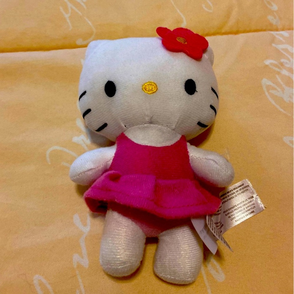 hello kitty plush